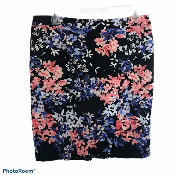 Talbots Black and floral print skirt size 16 - Picture 3 of 12